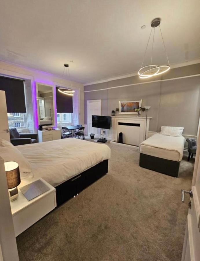 Luxury Family Room With Private Bathroom In The Heart Of EDI Exterior foto