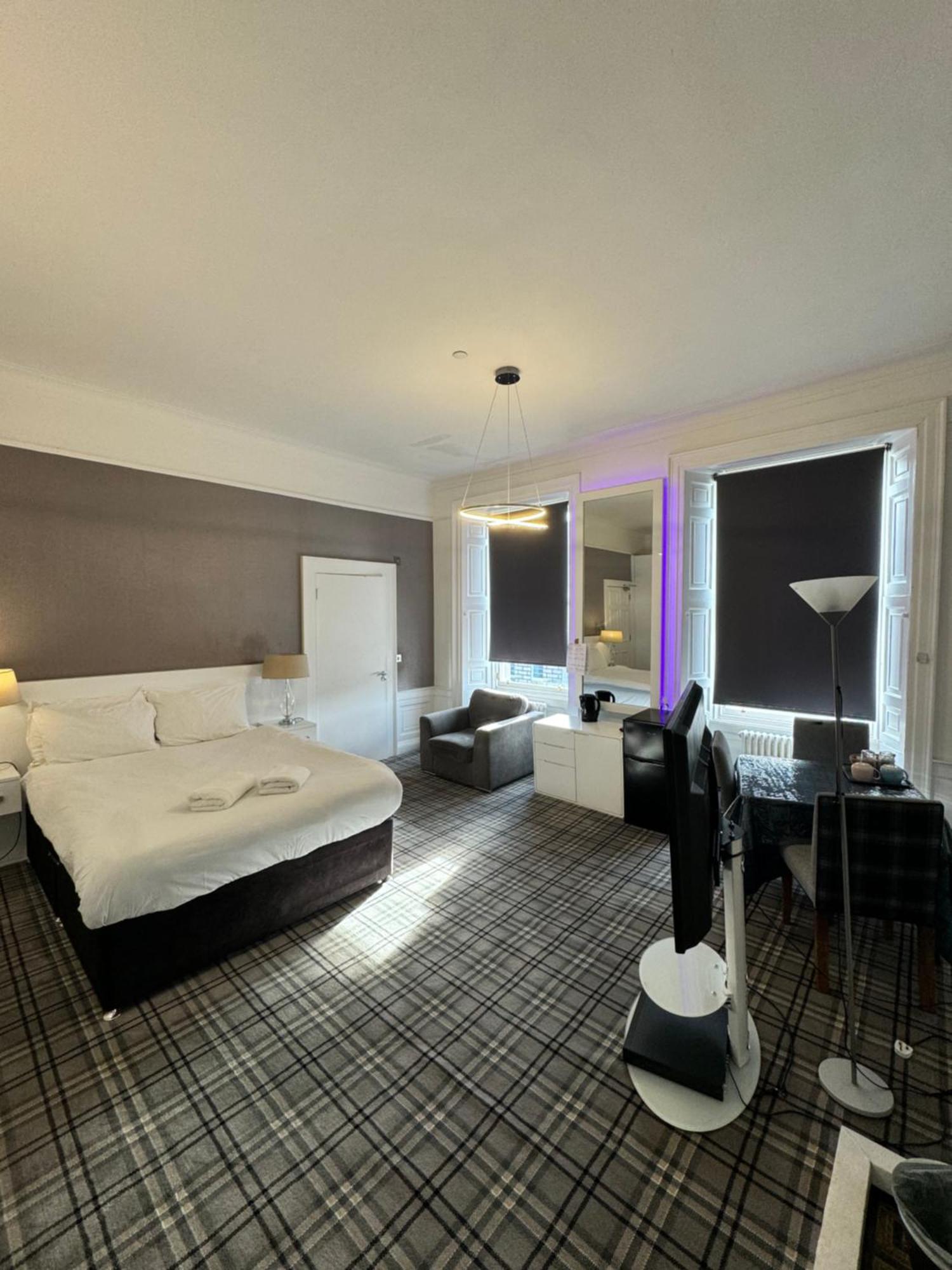 Luxury Family Room With Private Bathroom In The Heart Of EDI Exterior foto